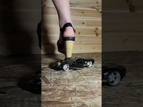 Pebbles crushes gt40 model car #crushexperiment #modelcarcrush #asmrcrush