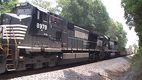 Glimpse 322 Catch Train 230 4-2-12.mpg