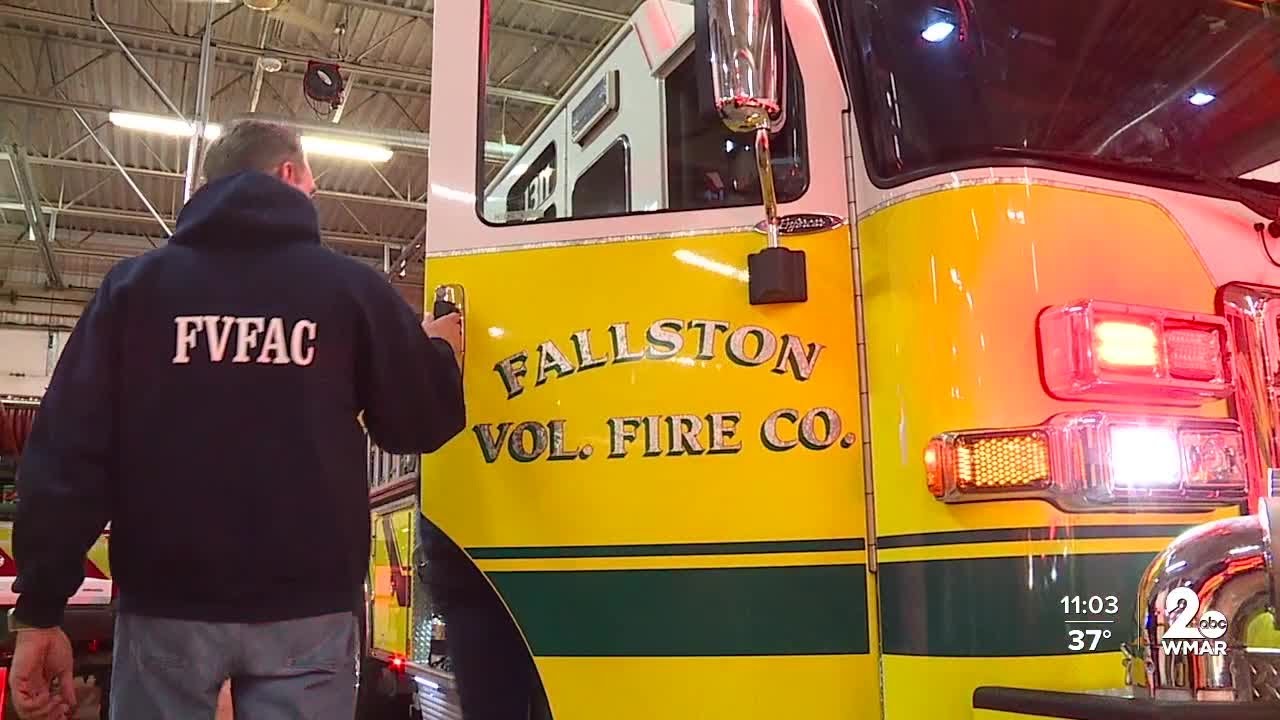Emergency service crews stand ready for the holidays - YouTube