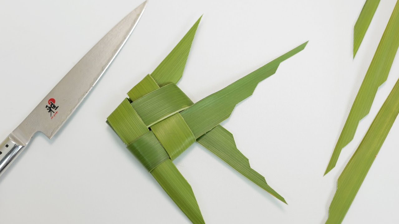 Palm Leaf Fish Garnish | How To Make Sushi