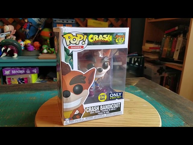 Pop! Crash Bandicoot GITD Best Buy Exclusive Funko Vinyl Figure Review -  YouTube