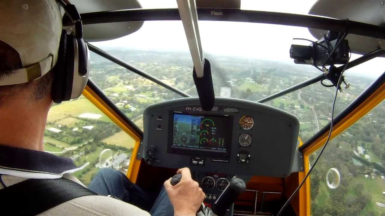 A22 Foxbat steep landing approach with side slip - YouTube Mike Rudd