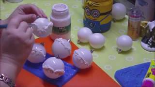 DIY - Christmas baubles in black and white vintage shabby chic - easily design them yourself screenshot 2