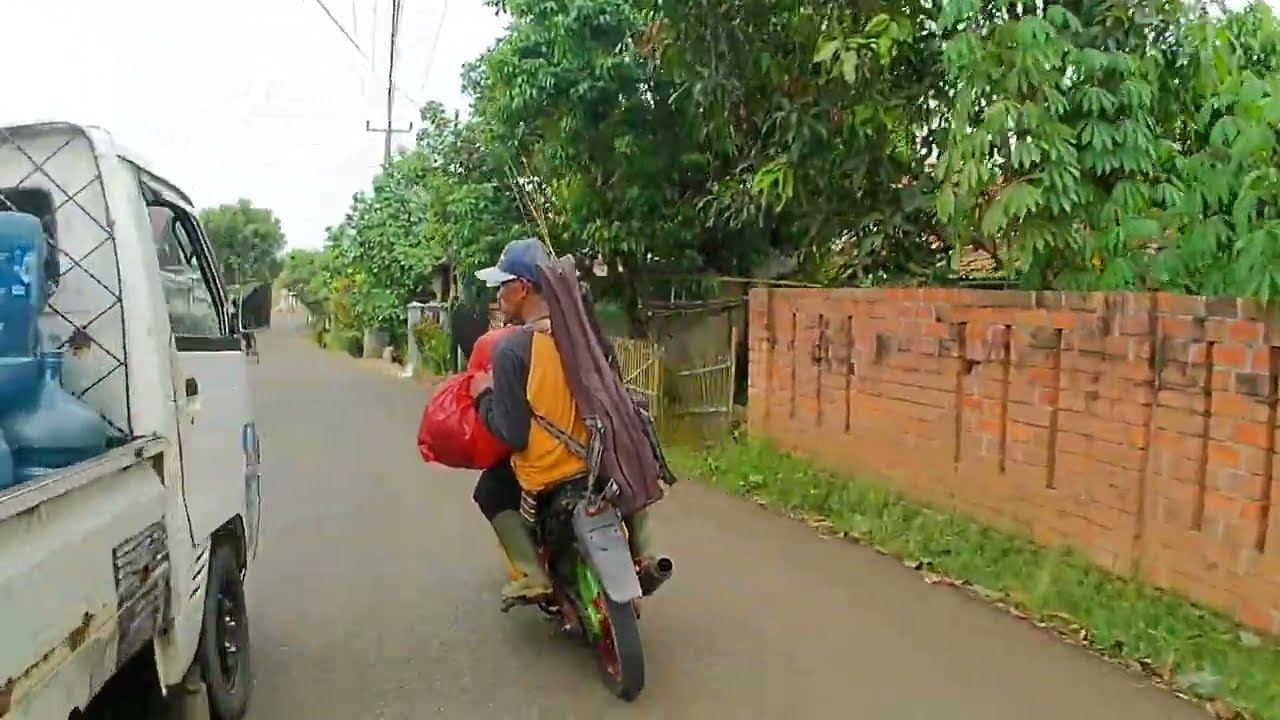 Jalan menuju JEMBATAN KERETA CISOMANG Purwakarta || Jembatan kereta tertinggi di Indonesia
