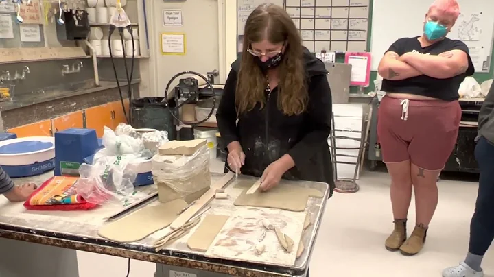 George the Potter & Brenda Townsend Handbuilding D...