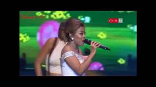Video thumbnail of "Shwe FM ၈နွစ္ျပည့္မွ  ပိုးမီ ရဲ႕ ေဖ်ာ္ေျဖမွဳ"