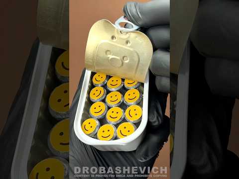 SMILE SHOTGUN ROUNDS #reload #ammo #gun #asmr #weapons #canned #shot #12gauge #usa #loop #shorts