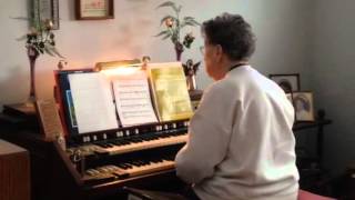 Lois, the Organist