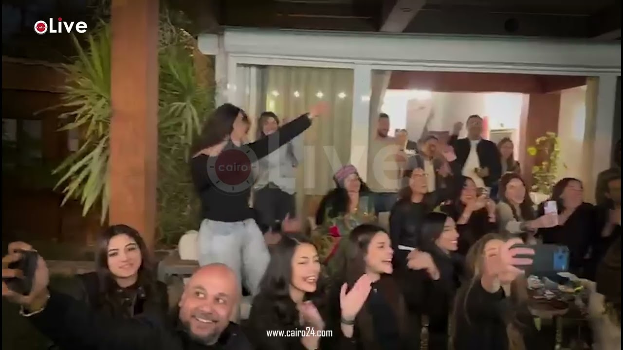 نهاية سعيدة   دينا الشربيني وآسر ياسين وأبطال وصناع مسلسل اتنين غيرنا يحتفلون بعرض الحلقة الأخيرة