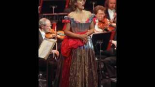 Dame Kiri Te Kanawa sings &quot;O quante volte&quot; from &quot;I Capuleti e i Montecchi&quot; - Vincenzo Bellini