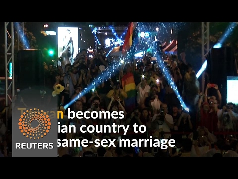 Taiwan celebrates same-sex marriage ruling - Taiwan celebrates same-sex marriage ruling