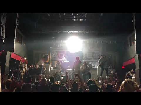 Volumes - On Her Mind (Live) [feat. Pouya] - Headspace Tour