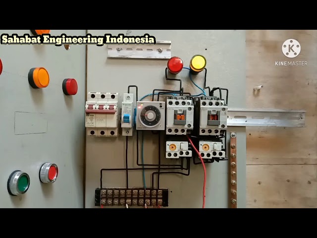 Rangkaian control double start motor 3 phase class=