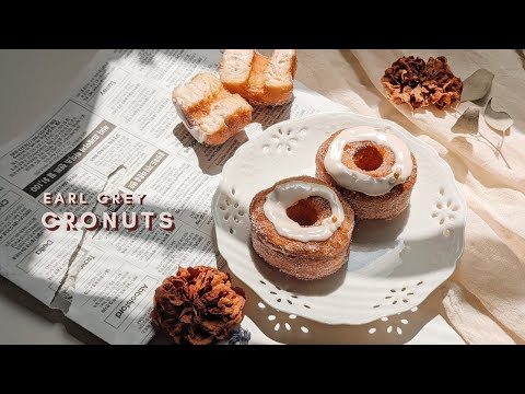 recipe: homemade cronuts just like Dominique Ansel Bakery!  可頌甜甜圈  크로넛