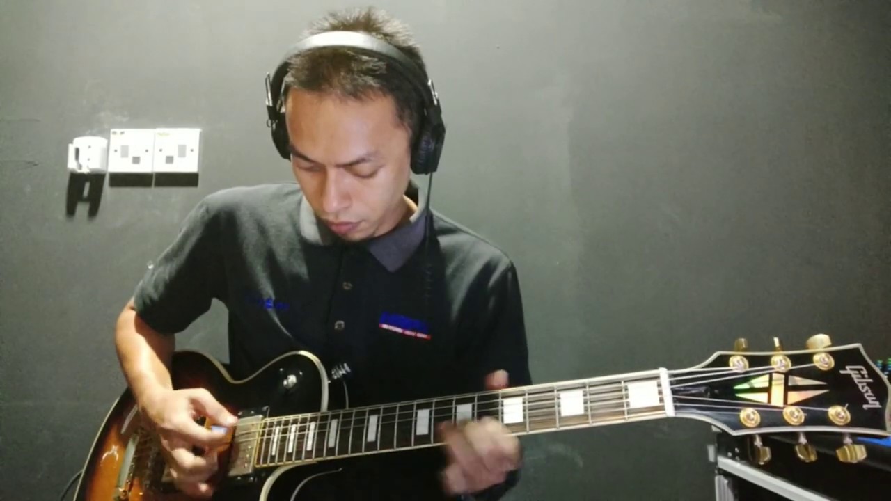 Hattan - Mahligai Syahdu Solo ( Arwah Samad Lefthanded ) Cover - YouTube