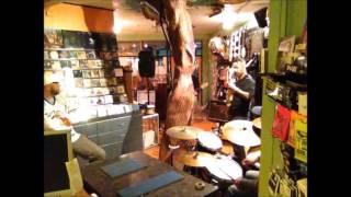 Hangman Sound Lounge, Kerikeri Universal Laughter