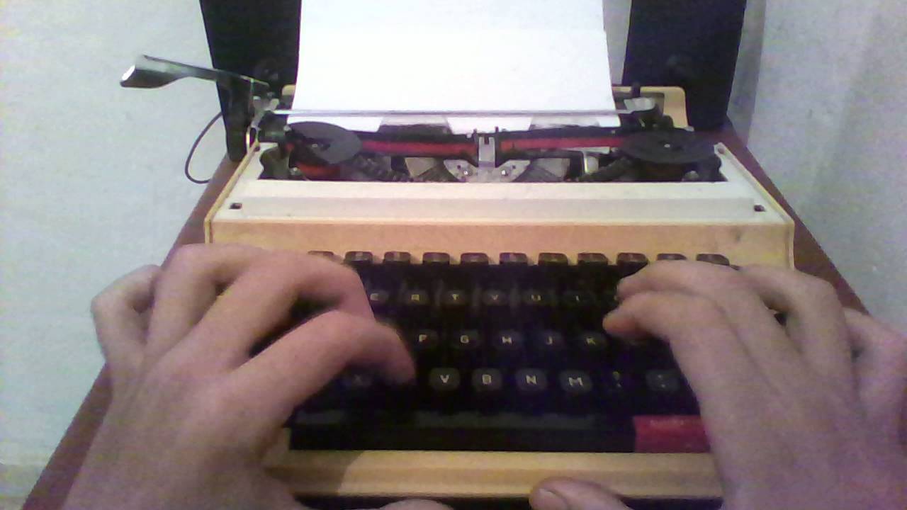 Ver a través de Consciente de liebre que es una maquina de escribir y como funciona ? - YouTube
