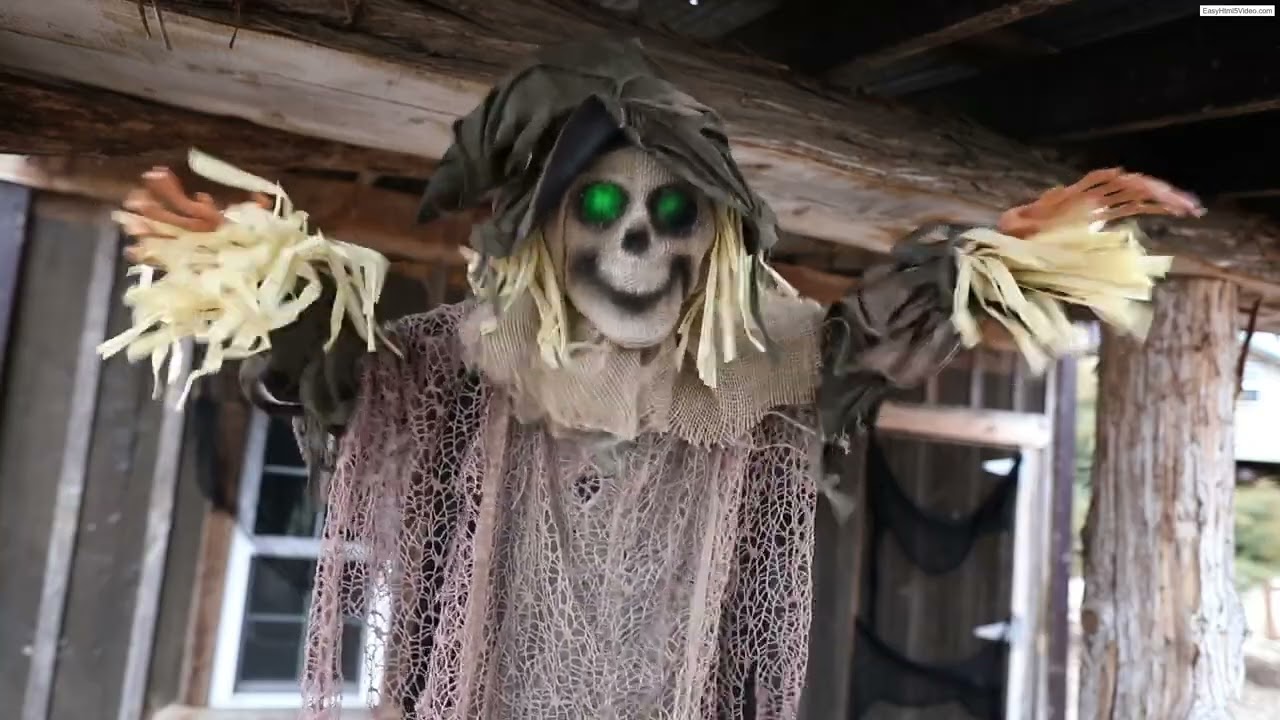 LIGHT UP HANGING SCARECROW