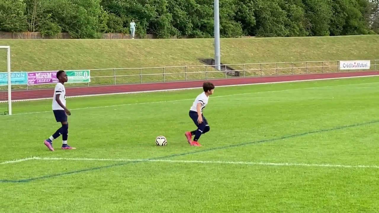 Ris Orangis - Brunoy U10/U11  1/2 final 0-3 Tournoi Etampes. Jeudi 26 mai 2022