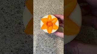 Daffodil Cupcake 