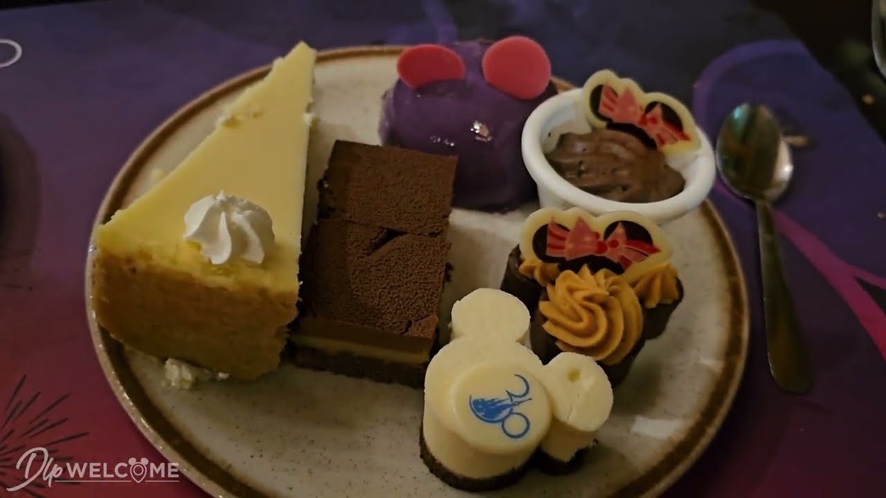 [4K] Crockett's Tavern - Ranch's David Crockett - Disneyland Paris