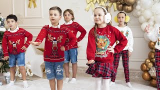 Diana and Roma Kids Songs Christmas with My Friends + Happy Birthday Song