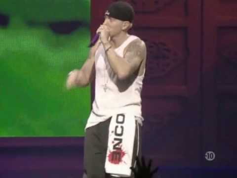 Mockingbird - Eminem live in New York