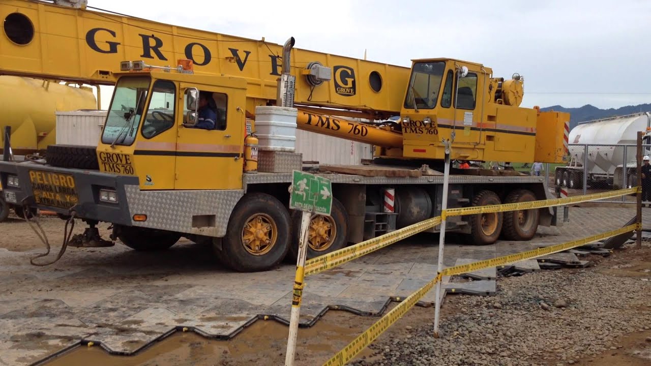 Heavy Crane on I-Trac Temporary Roadway in muddy conditions in Colombia