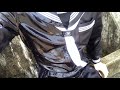 制服着たまま水遊び!!