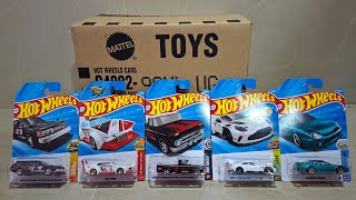 Unboxing Hot Wheels L Case 2026