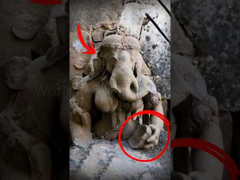 How is it possible?🤯😱 #shorts #ancient #temple #carving #hindu #god #shiva #vinayaka #ytshorts