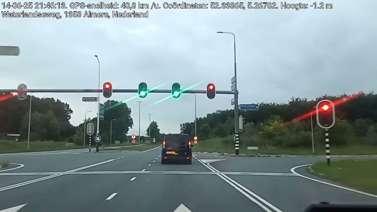 Almere - Amstelveen met een omleiding in verband met een brand in Muiderberg