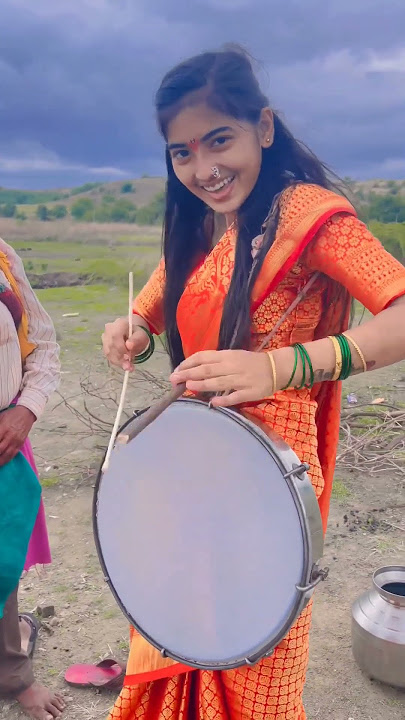 Halgi lovers #marathi #trending #viral #marathimulgi #reels #instagram #instagood