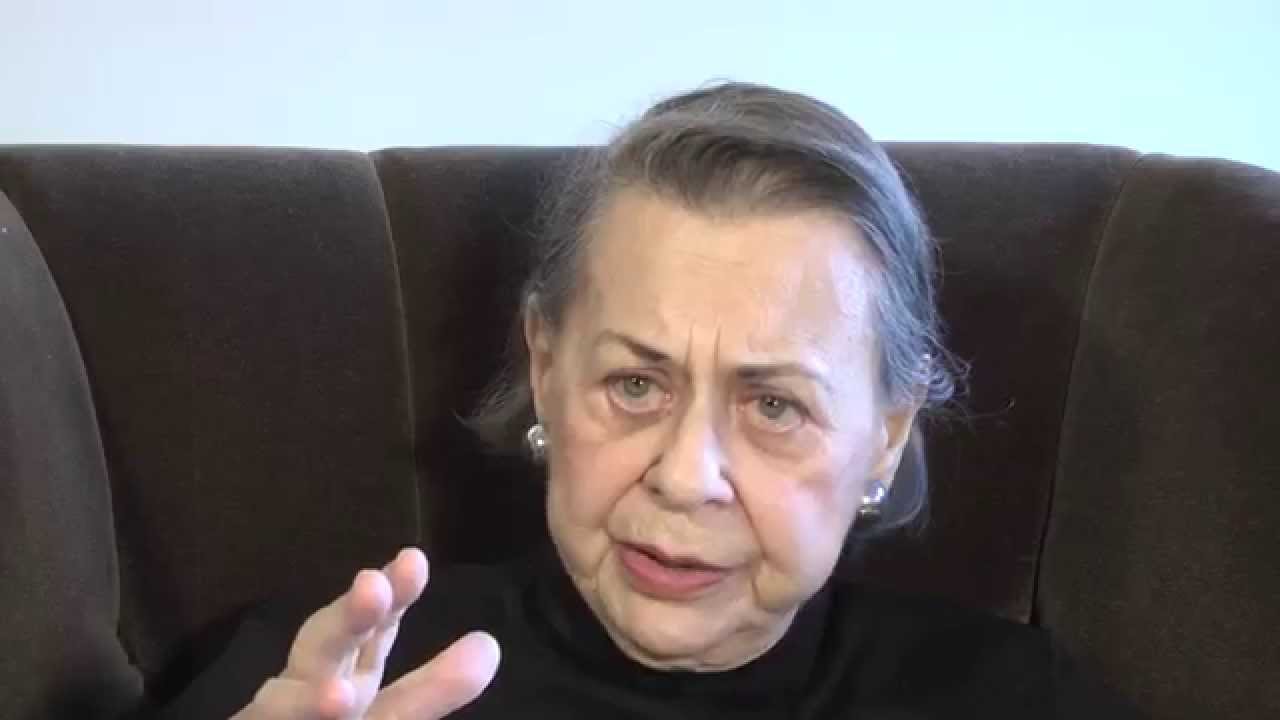 Oral History of Evelyn Berezin
