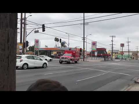 Lafd rescue 46 & engine 46 responding