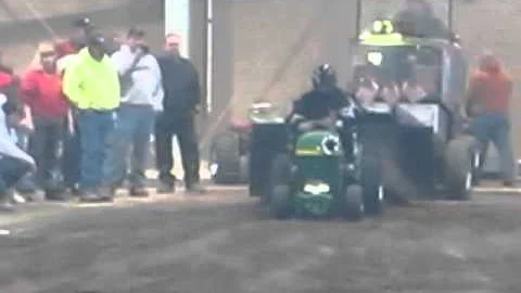 2011 Keystone Nationals Garden tractor pull Calvin...