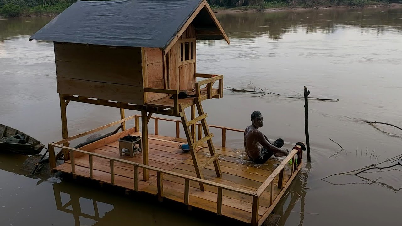 Camping  Membangun Rumah Terapung