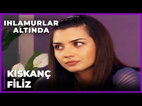 Filiz, Yılmaz'ı Mankenlerden Kıskanıyor | Ihlamurlar Altında 35. Bölüm