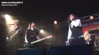 Tygers Of Pan Tang - "Don't Touch Me There" + "Hey Suzie / Suzie Smiled" @ Init Club - 04 12 2013