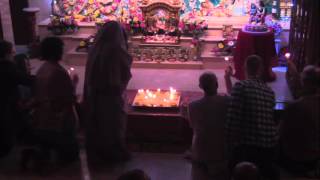 Greeting Deities - Govardhan Puja 2015 - 12.11.2015