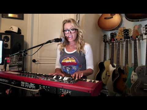 Brooke Josephson Cover "Hymn to Her" by Chrissie Hynde