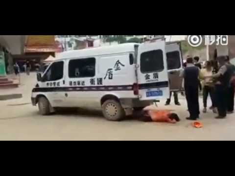 [Graphic] Cleaning lady left to suffer as security personnel who ran her over go about business