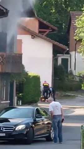 Мигрант,17,напал с ножом и порезал двух учителе францу язык после чего ...