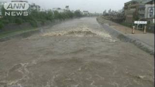 近畿地方で被害　台風4号通過で局地的に強い雨（10/08/12）