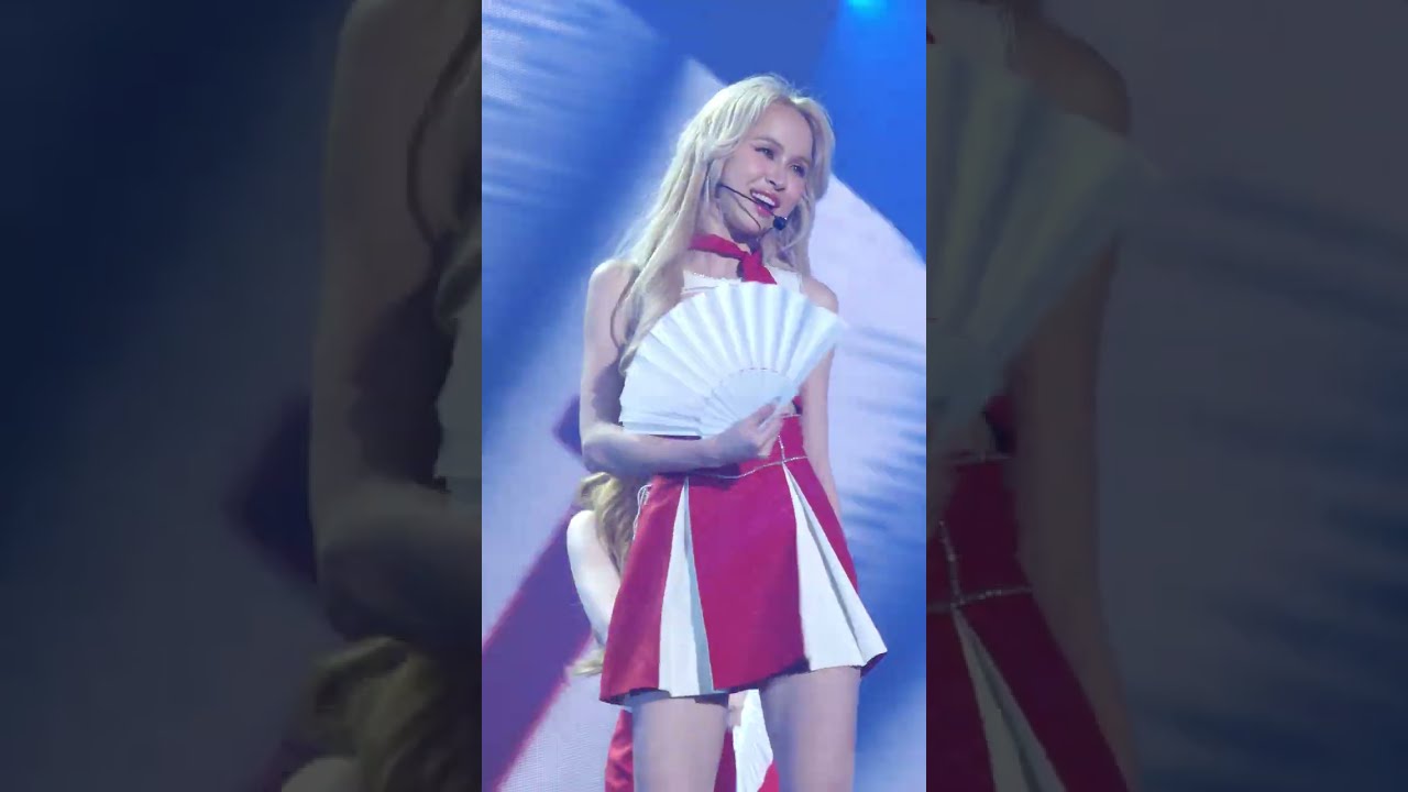 Hot2Hot fancam ถ่ายคนที่ใกล้ที่สุด #4eve #4eveneworneverconcert #Hot2Hot #hannah4eve