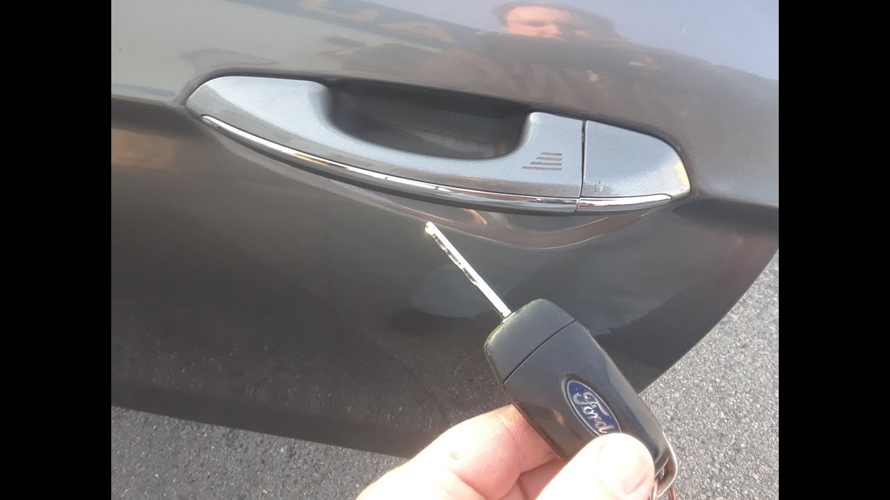 How To Open A Ford Fusion With A Dead Battery