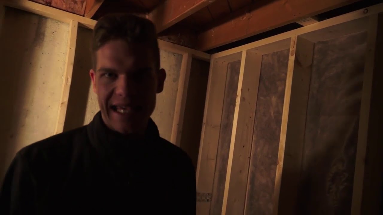 Guarda DANE - Refrain (Official Video) su YouTube Guarda DANE - Refrain (Official Video) su YouTube