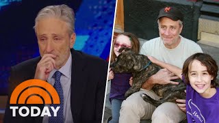 Jon Stewart pays tribute to late dog in emotional ‘Daily Show’ close