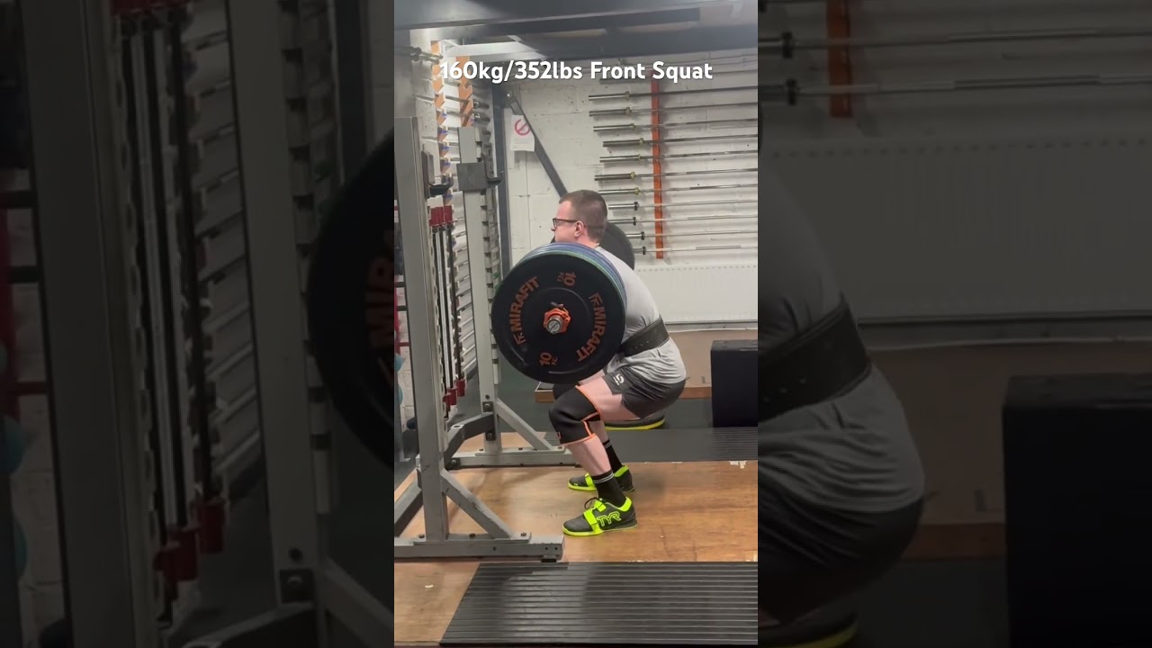 160kg/352lbs Front squat 