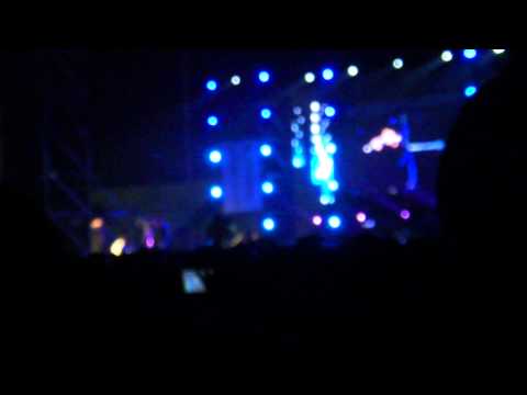 2014/12/18環雲聚虎三校聯合演唱會_楊丞琳_雨愛(片段)